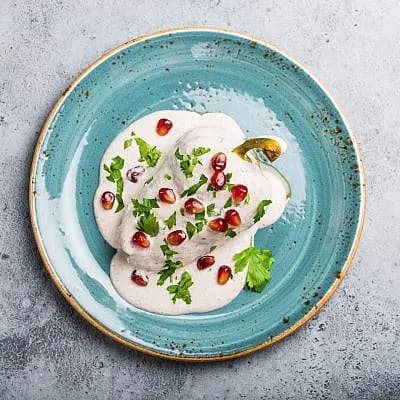 Plat de viande mijotée aux poivrons, vu du dessus